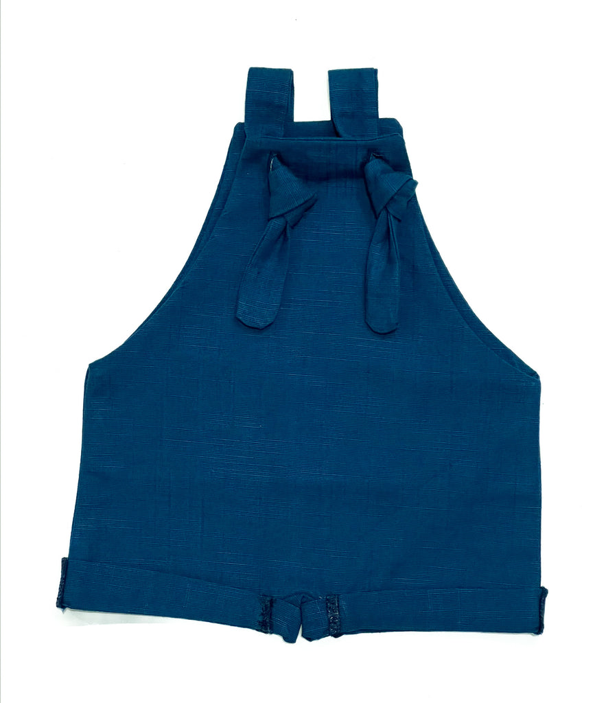 Handmade in Coffs Harbour, NSW, Australia, these deep cobalt linen overalls have been thoughtfully designed for growing children. Made with a gusset crutch for a comfy fit and adjustable tie shoulder straps for prolonged wear. 